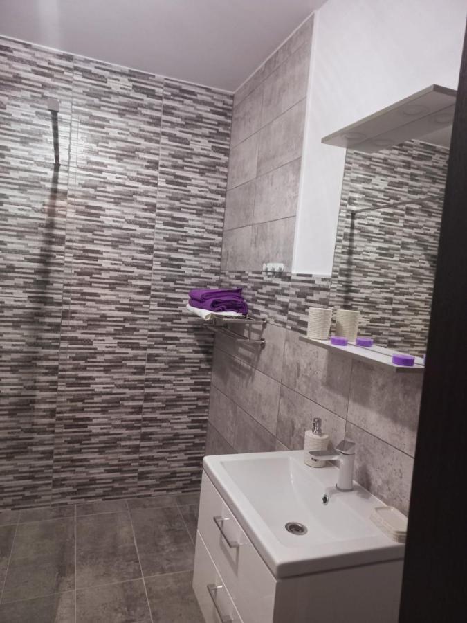 Collot Apartment